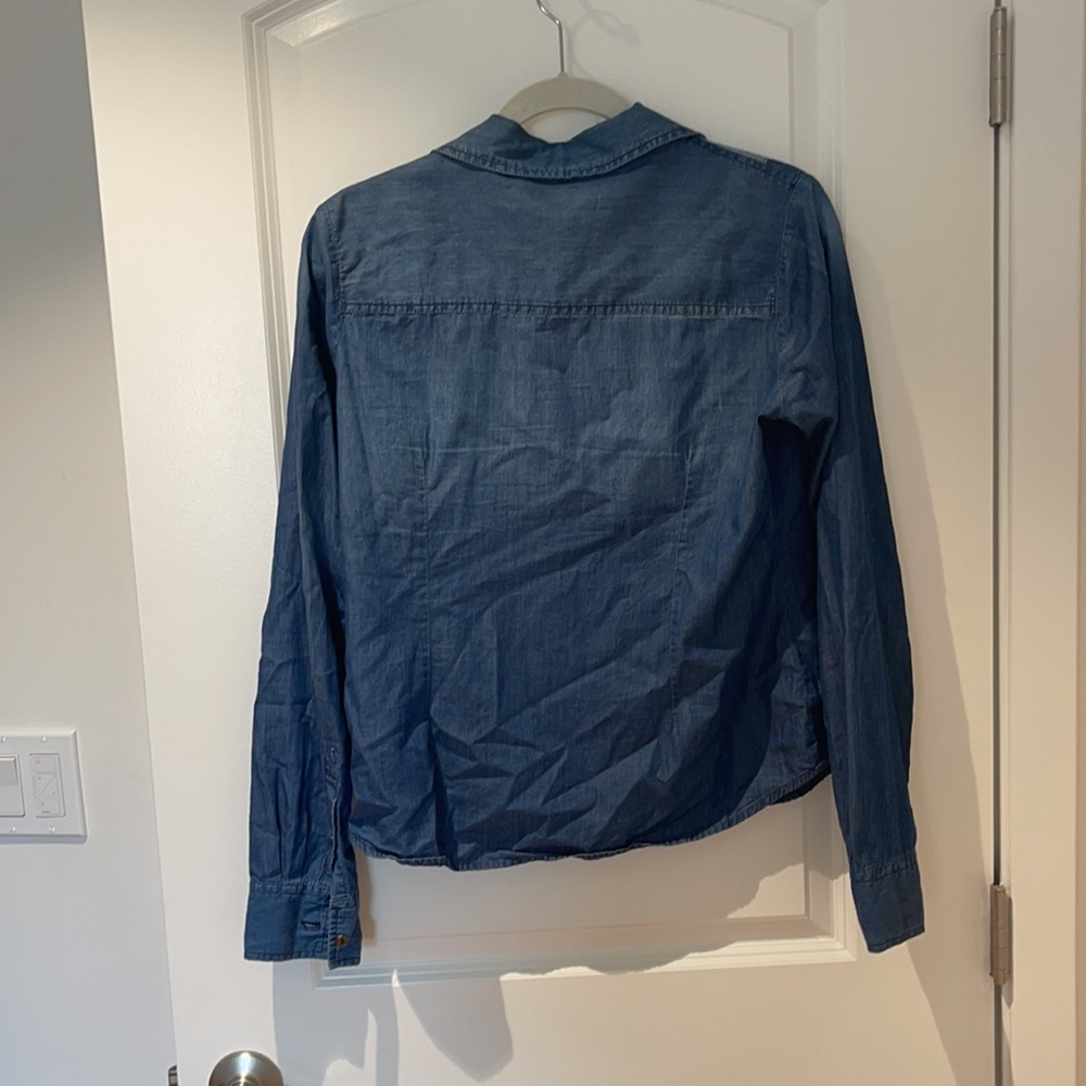 Jean jacket. - Picture 2 of 2